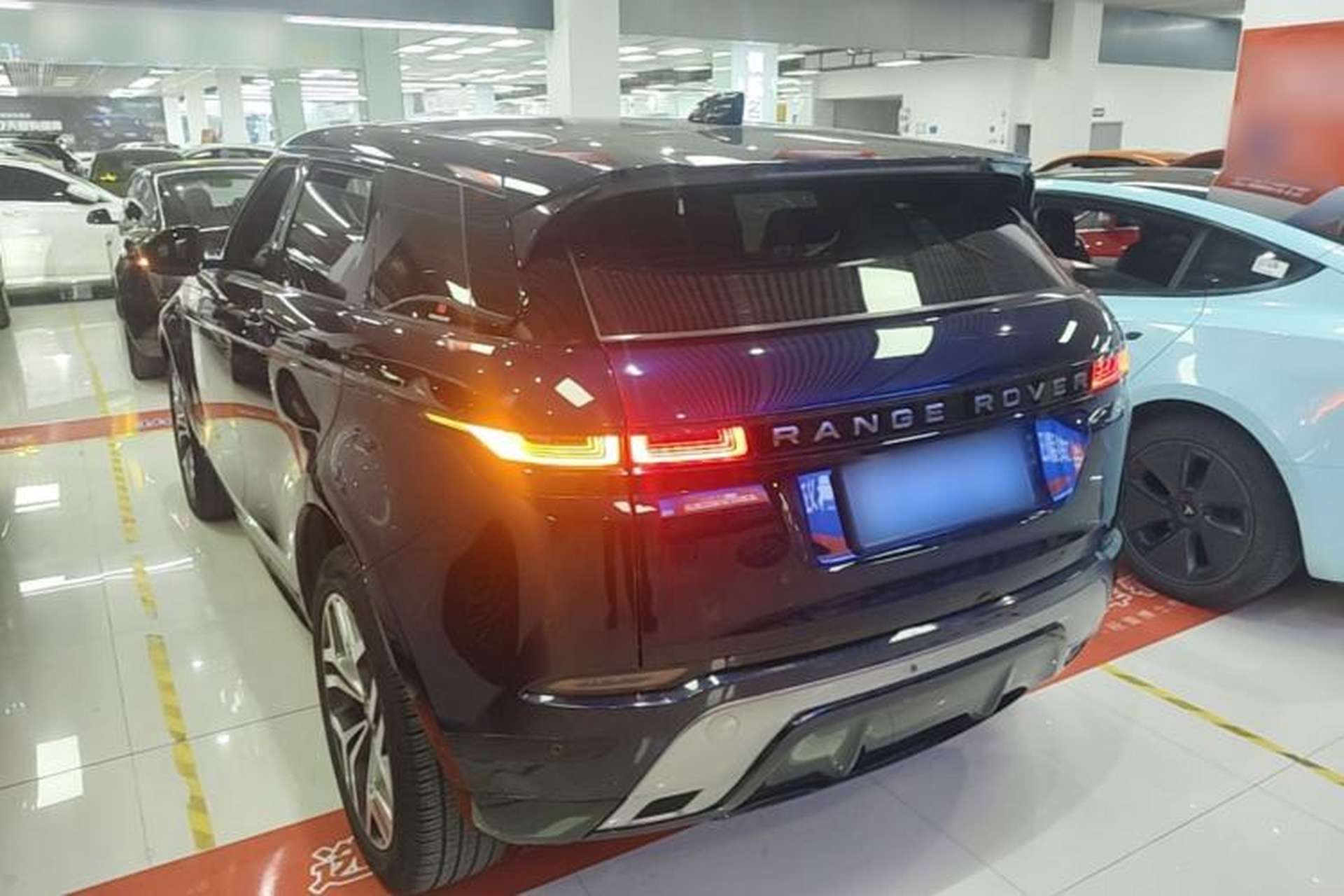 Used Land Rover Range Evoque 2020 249 PS R-DYNAMIC SE Sport Technology Edition Rear Left 45 Deg