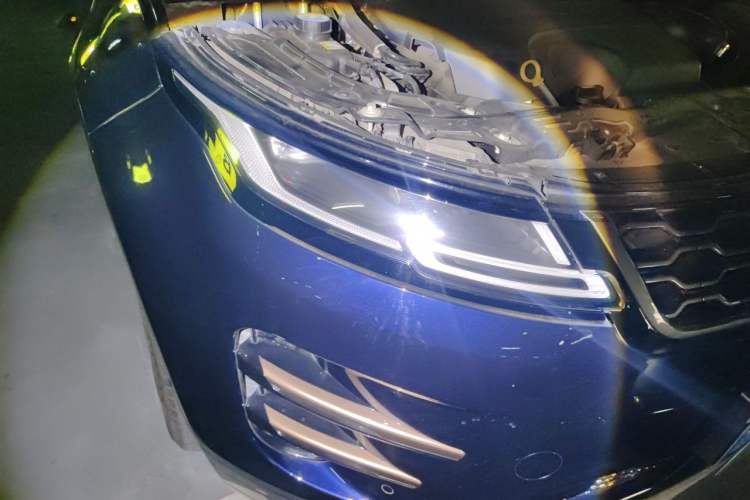 Used Land Rover Range Evoque 2020 249 PS R-DYNAMIC SE Sport Technology Edition Right Front Headlight