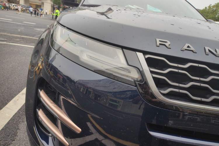 Used Land Rover Range Evoque 2020 249 PS R-DYNAMIC S Sport Edition Right Front Headlight