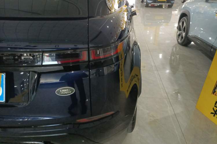 Used Land Rover Range Evoque 2020 249 PS R-DYNAMIC S Blackened Sport Technology Edition Right Rear Taillight