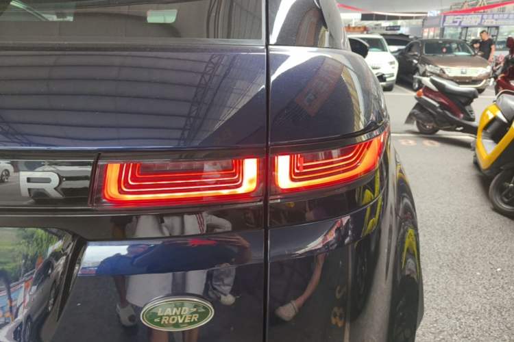 Used Land Rover Range Evoque 2020 249 PS R-DYNAMIC S Sport Edition Right Rear Taillight