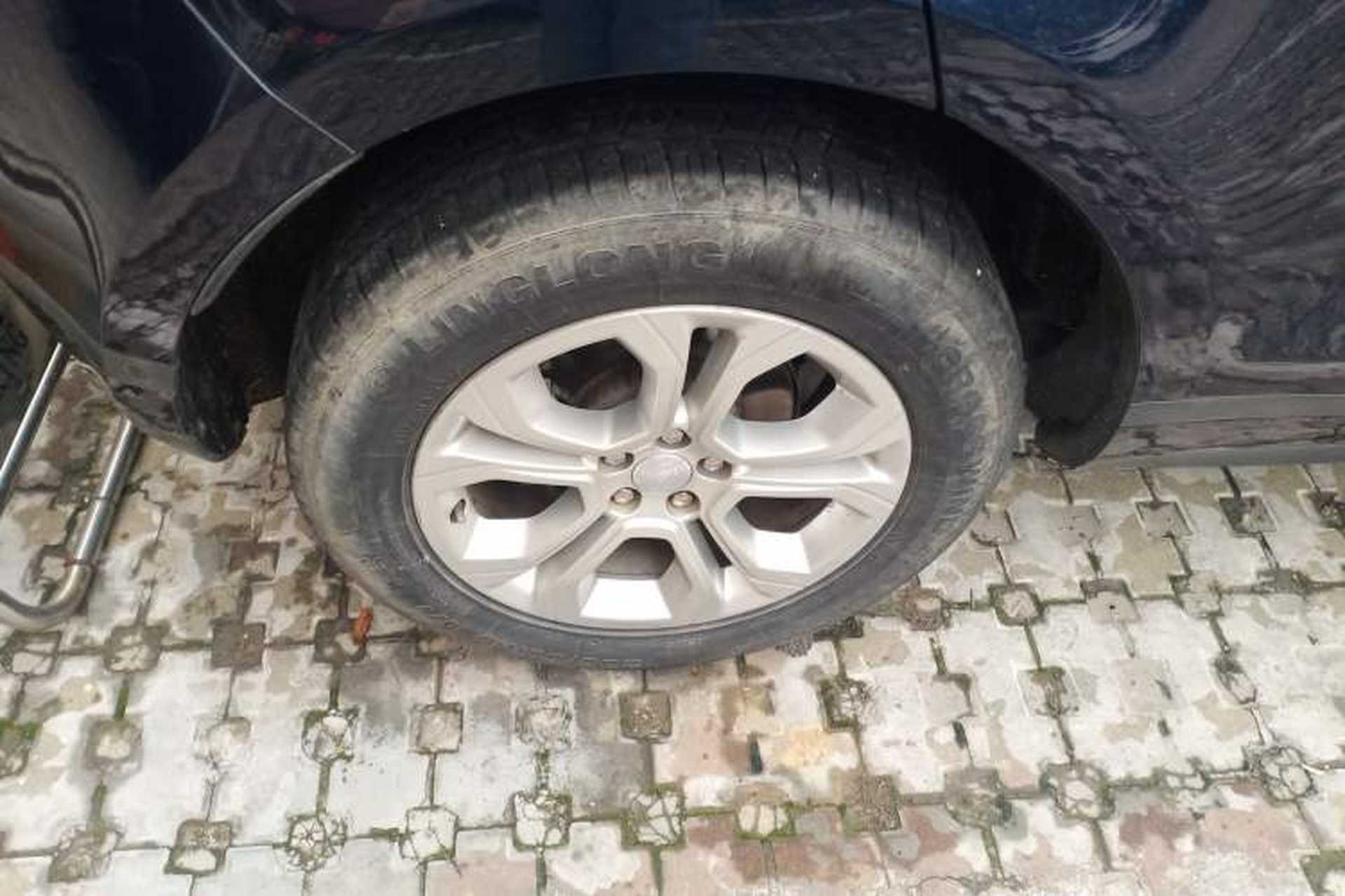 Used Land Rover Range Evoque 2020 249 PS Youth Edition Right Rear Wheel Hub