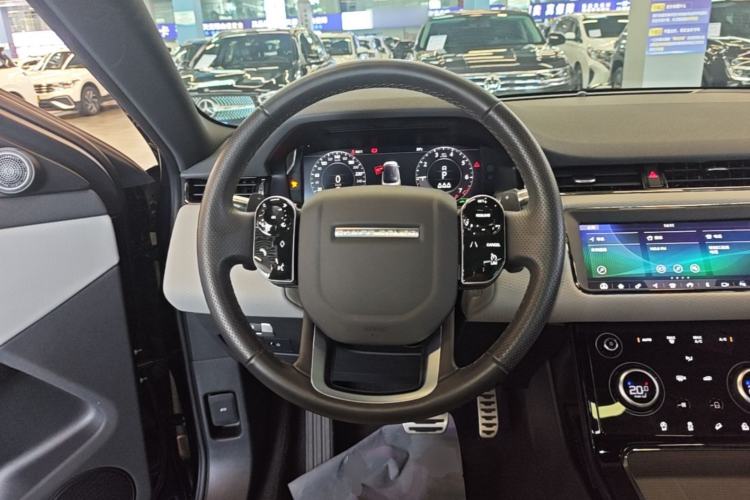 Used Land Rover Range Evoque 2020 249 PS R-DYNAMIC S Black Edition Sport Version Steering Wheel