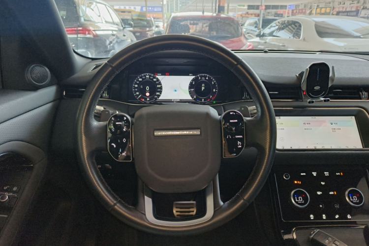 Used Land Rover Range Evoque 2020 249 PS R-DYNAMIC S Sport Edition Steering Wheel