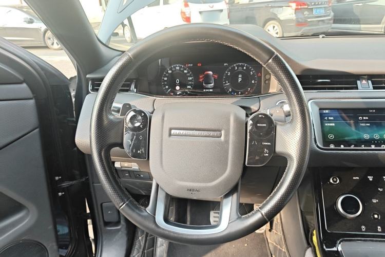 Used Land Rover Range Evoque 2020 249 PS R-DYNAMIC S Sport Edition Steering Wheel
