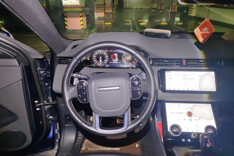 Used Land Rover Range Evoque 2020 249 PS R-DYNAMIC SE Sport Technology Edition Steering Wheel