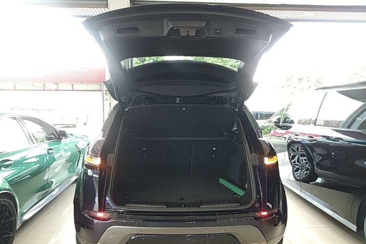 Used Land Rover Range Evoque 2020 249 PS R-DYNAMIC S Sport Edition Trunk