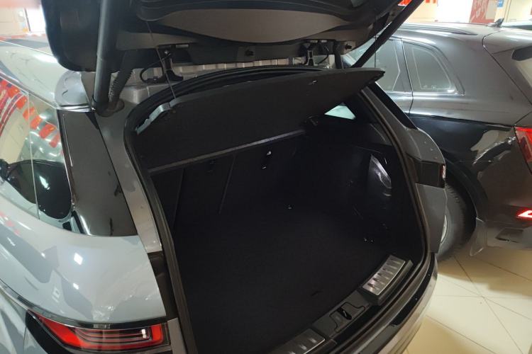 Used Land Rover Range Evoque 2020 249 PS R-DYNAMIC S Sport Edition Trunk