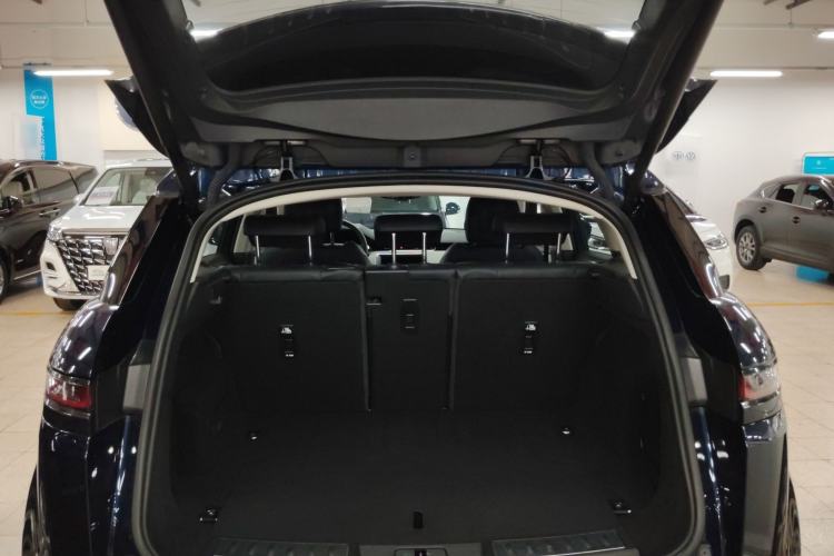 Used Land Rover Range Evoque 2020 249 PS R-DYNAMIC S Sport Edition Trunk