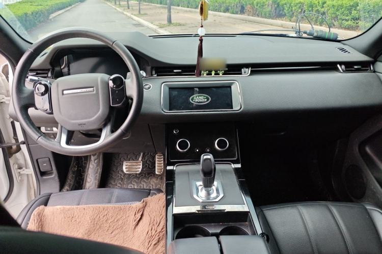 Used Land Rover Range Evoque 2020 249 PS R-DYNAMIC S Black Edition Sport Version Center Console