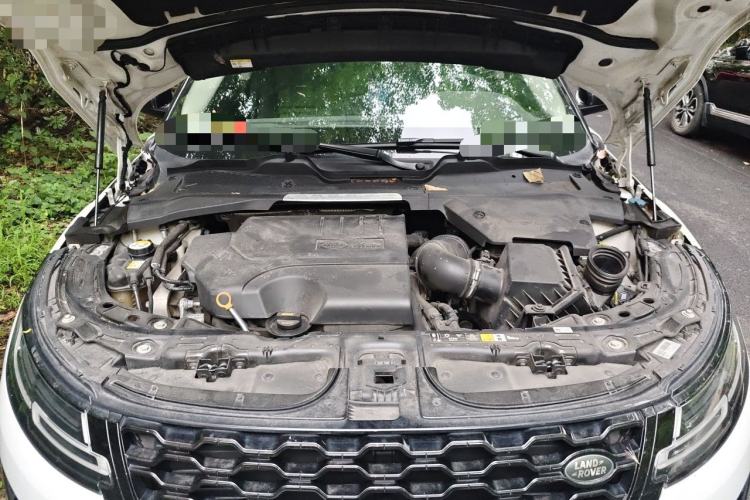 Used Land Rover Range Evoque 2020 249 PS R-DYNAMIC S Sport Edition Engine Bay