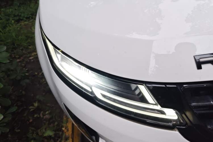 Used Land Rover Range Evoque 2020 249 PS R-DYNAMIC S Sport Edition Right Front Headlight