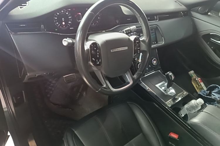 Used Land Rover Range Evoque 2020 249 PS R-DYNAMIC S Sport Edition Center Console