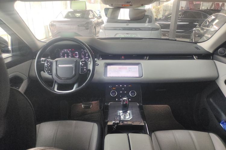 Used Land Rover Range Evoque 2020 249 PS R-DYNAMIC S Sport Edition Center Console