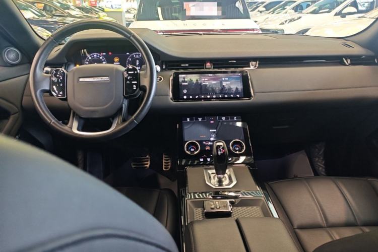 Used Land Rover Range Evoque 2020 249 PS R-DYNAMIC SE Sport Technology Edition Center Console