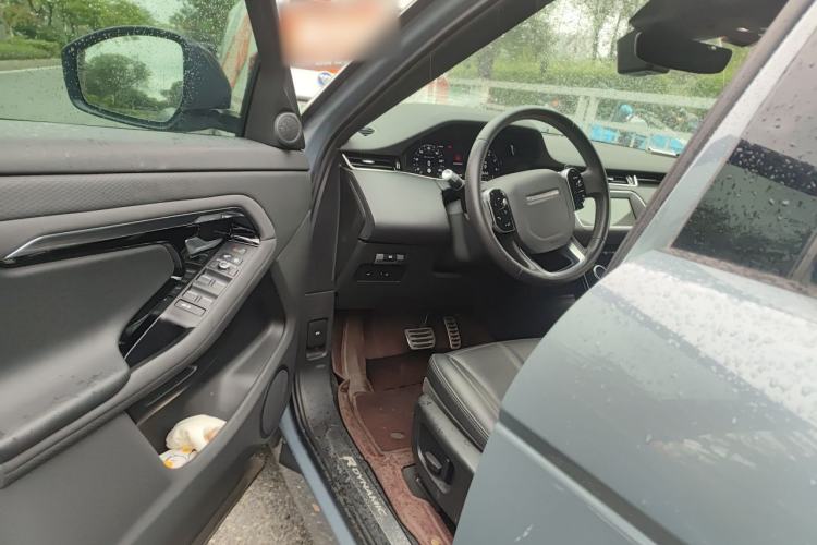 Used Land Rover Range Evoque 2020 249 PS R-DYNAMIC S Black Edition Sport Version Driver Seat