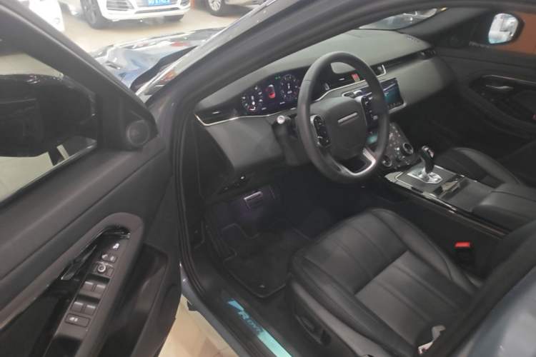 Used Land Rover Range Evoque 2020 249 PS R-DYNAMIC S Black Edition Sport Version Driver Seat