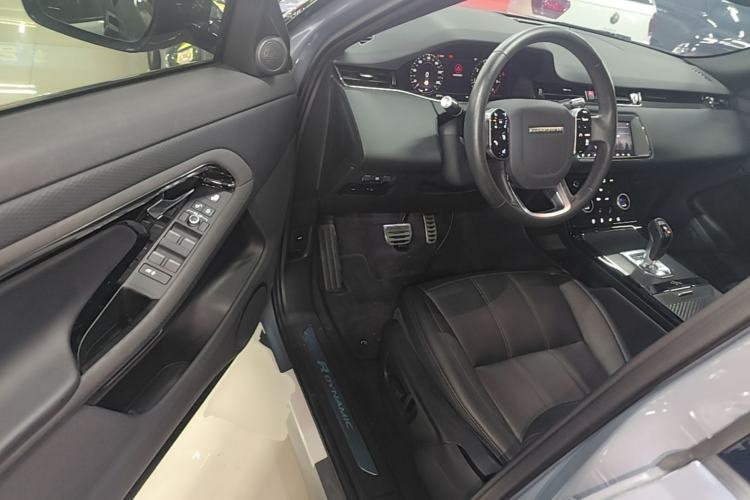 Used Land Rover Range Evoque 2020 249 PS R-DYNAMIC S Black Edition Sport Version Driver Seat