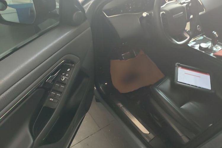 Used Land Rover Range Evoque 2020 249 PS R-DYNAMIC S Sport Edition Driver Seat