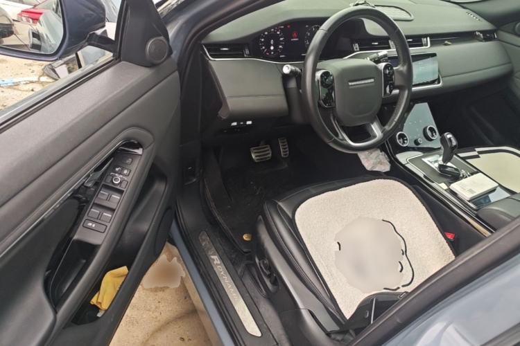 Used Land Rover Range Evoque 2020 249 PS R-DYNAMIC SE Sport Technology Edition Driver Seat