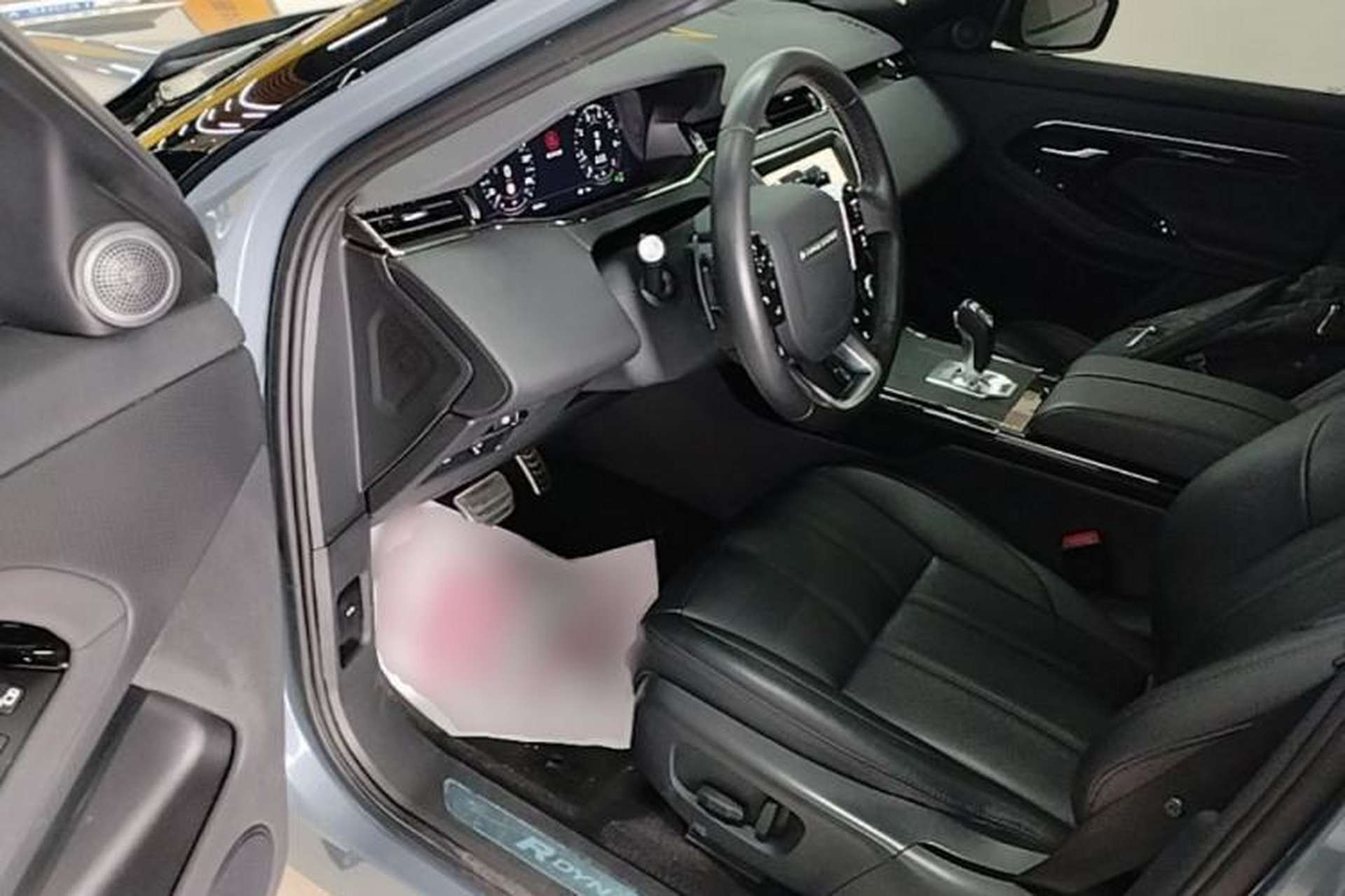 Used Land Rover Range Evoque 2020 249 PS R-DYNAMIC S Sport Edition Driver Seat