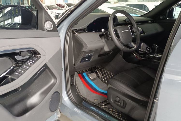 Used Land Rover Range Evoque 2020 249 PS R-DYNAMIC S Blackened Sport Technology Edition Driver Seat