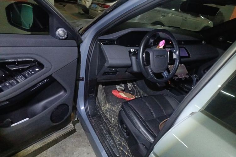 Used Land Rover Range Evoque 2020 249 PS R-DYNAMIC SE Sport Technology Edition Driver Seat