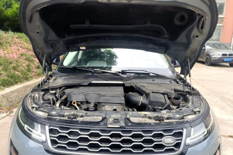 Used Land Rover Range Evoque 2020 249 PS R-DYNAMIC S Sport Edition Engine Bay