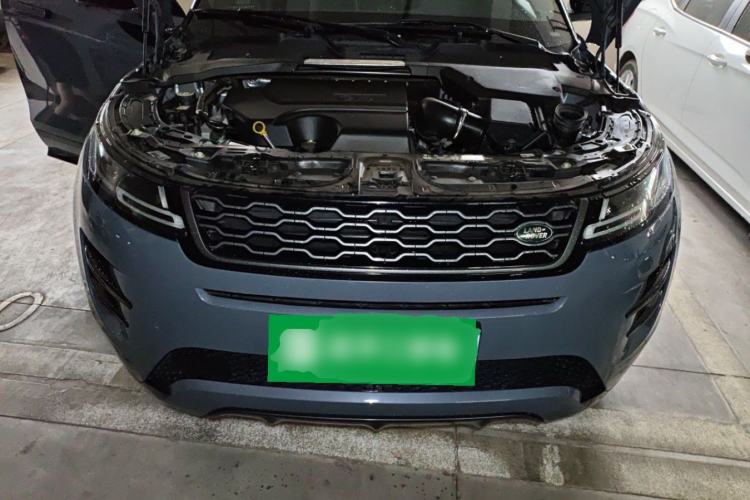 Used Land Rover Range Evoque 2020 249 PS R-DYNAMIC SE Sport Technology Edition Engine Bay