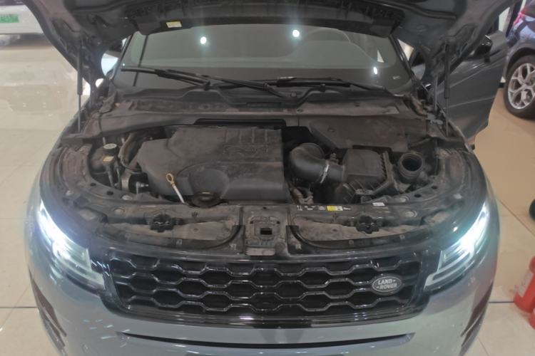 Used Land Rover Range Evoque 2020 249 PS R-DYNAMIC S Black Edition Sport Version Engine Bay