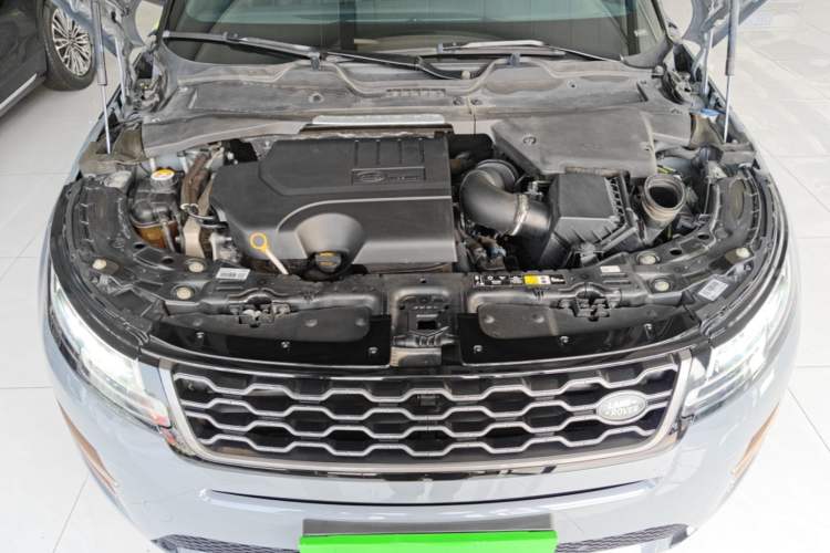 Used Land Rover Range Evoque 2020 249 PS R-DYNAMIC S Sport Edition Engine Bay