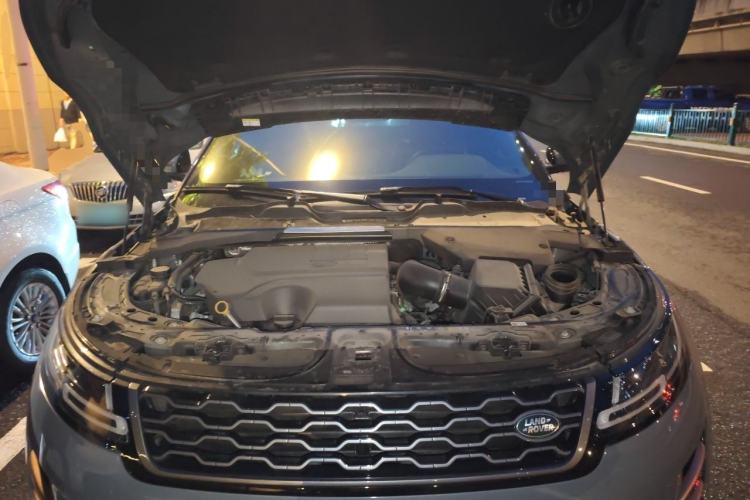 Used Land Rover Range Evoque 2020 249 PS R-DYNAMIC SE Sport Technology Edition Engine Bay
