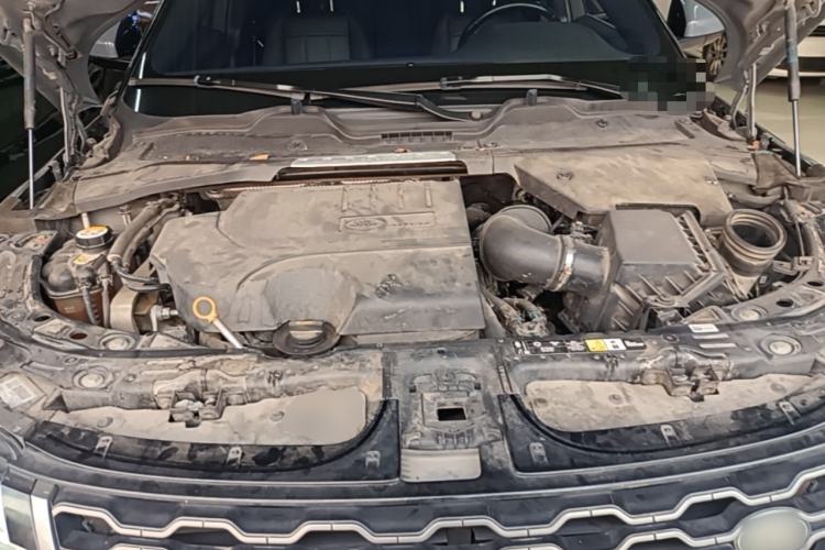 Used Land Rover Range Evoque 2020 249 PS R-DYNAMIC S Sport Edition Engine Bay