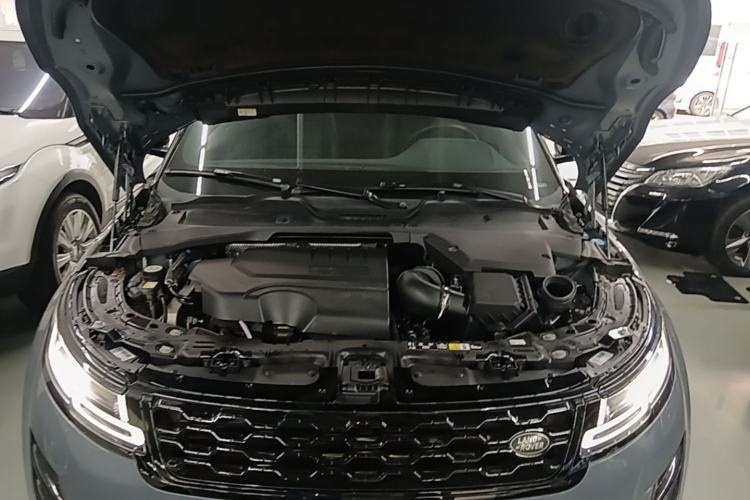 Used Land Rover Range Evoque 2020 249 PS R-DYNAMIC S Black Edition Sport Version Engine Bay