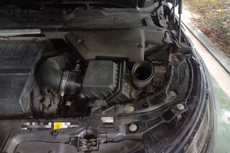 Used Land Rover Range Evoque 2020 249 PS R-DYNAMIC SE Sport Technology Edition Engine Bay Left