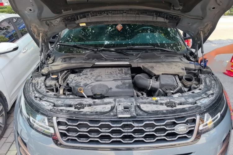 Used Land Rover Range Evoque 2020 249 PS R-DYNAMIC S Sport Edition Engine Bay