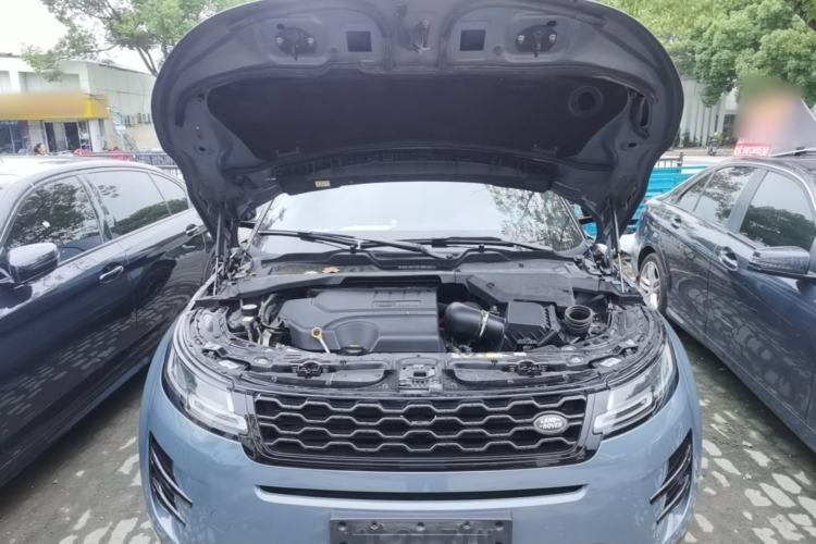 Used Land Rover Range Evoque 2020 249 PS R-DYNAMIC S Black Edition Sport Version Engine Bay