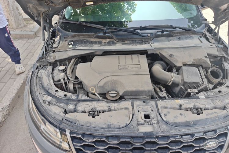 Used Land Rover Range Evoque 2020 249 PS R-DYNAMIC S Sport Edition Engine Bay Right