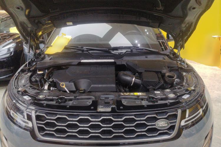 Used Land Rover Range Evoque 2020 249 PS R-DYNAMIC SE Sport Technology Edition Engine Bay