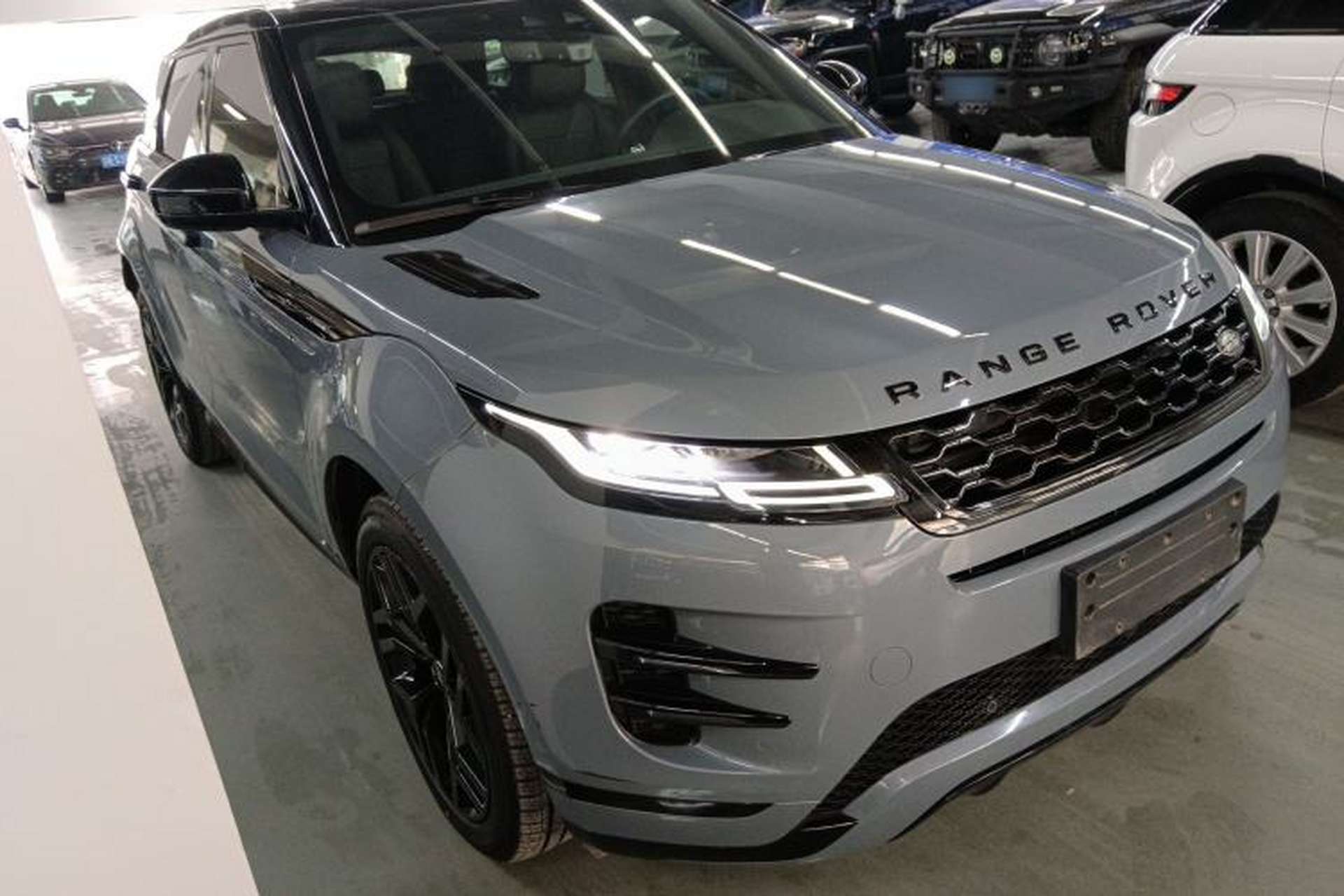 Used Land Rover Range Evoque 2020 249 PS R-DYNAMIC S Black Edition Sport Version Exterior 1