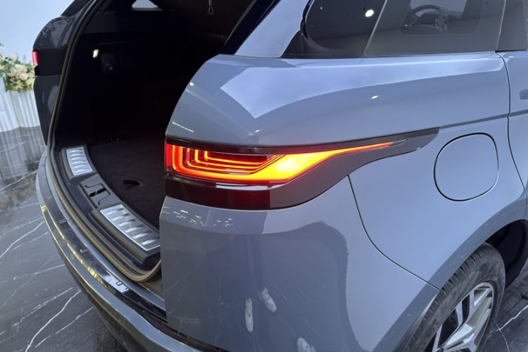 Used Land Rover Range Evoque 2020 249 PS R-DYNAMIC S Sport Edition Exterior 3
