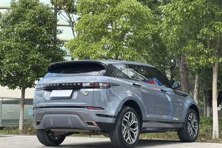 Used Land Rover Range Evoque 2020 249 PS R-DYNAMIC S Sport Edition Exterior 4