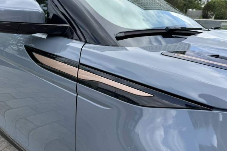 Used Land Rover Range Evoque 2020 249 PS R-DYNAMIC S Sport Edition Exterior 7