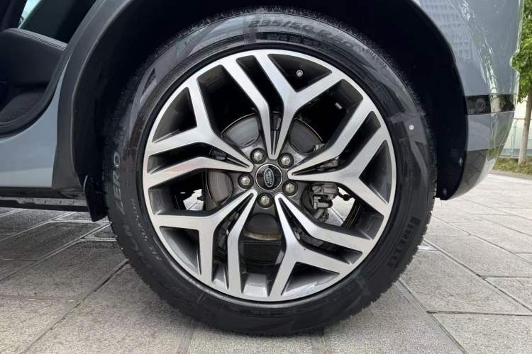 Used Land Rover Range Evoque 2020 249 PS R-DYNAMIC S Sport Edition Exterior 9