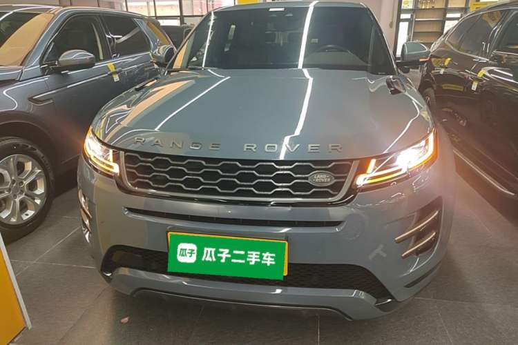 Used Land Rover Range Evoque 2020 249 PS R-DYNAMIC SE Sport Technology Edition Front