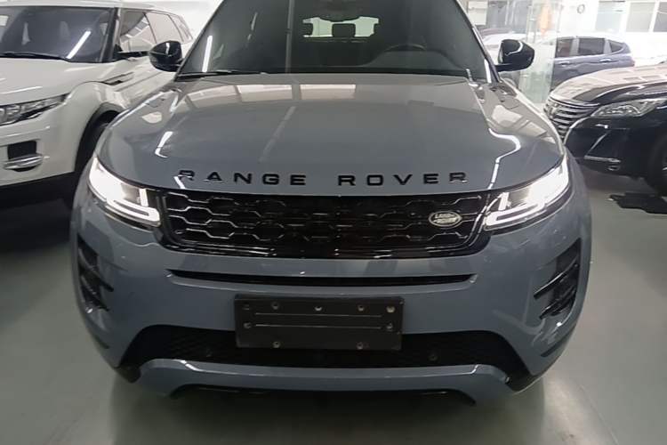 Used Land Rover Range Evoque 2020 249 PS R-DYNAMIC S Black Edition Sport Version Front