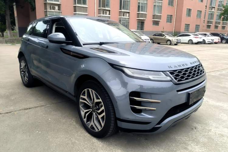 Used Land Rover Range Evoque 2020 249 PS R-DYNAMIC S Sport Edition Front Right 45 Deg