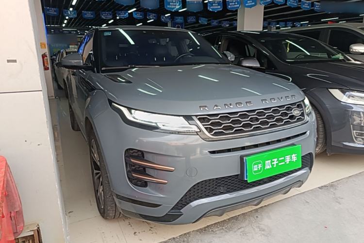 Used Land Rover Range Evoque 2020 249 PS R-DYNAMIC S Sport Edition Front Right 45 Deg
