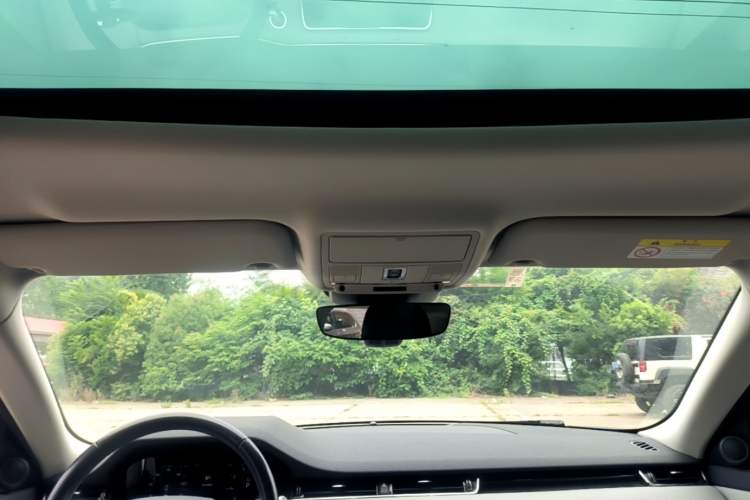 Used Land Rover Range Evoque 2020 249 PS R-DYNAMIC S Sport Edition Headliner