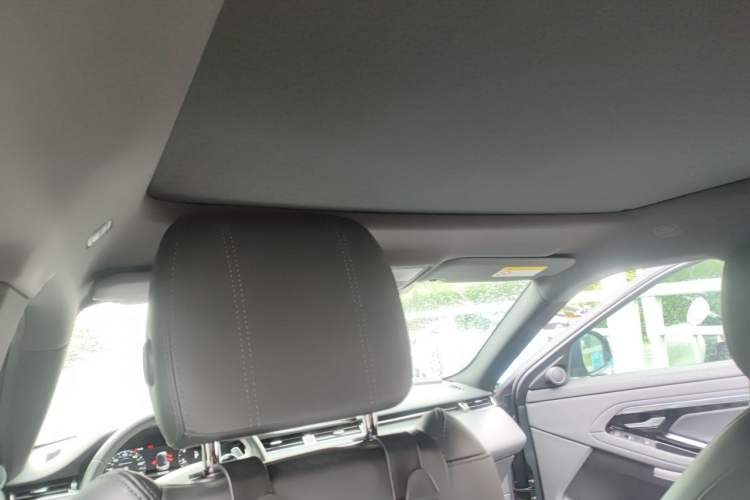 Used Land Rover Range Evoque 2020 249 PS R-DYNAMIC S Black Edition Sport Version Headliner